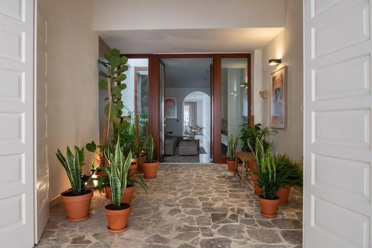 Elegant Retreat With Private Pool & Parking Malta