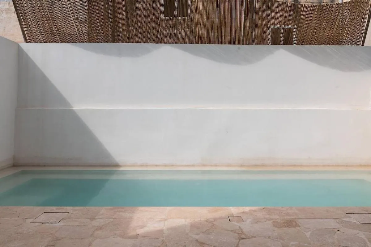 Elegant Retreat With Private Pool & Parking 0*, Sliema